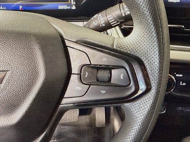 Used 2026 Chevrolet Trax LT FWD image 14