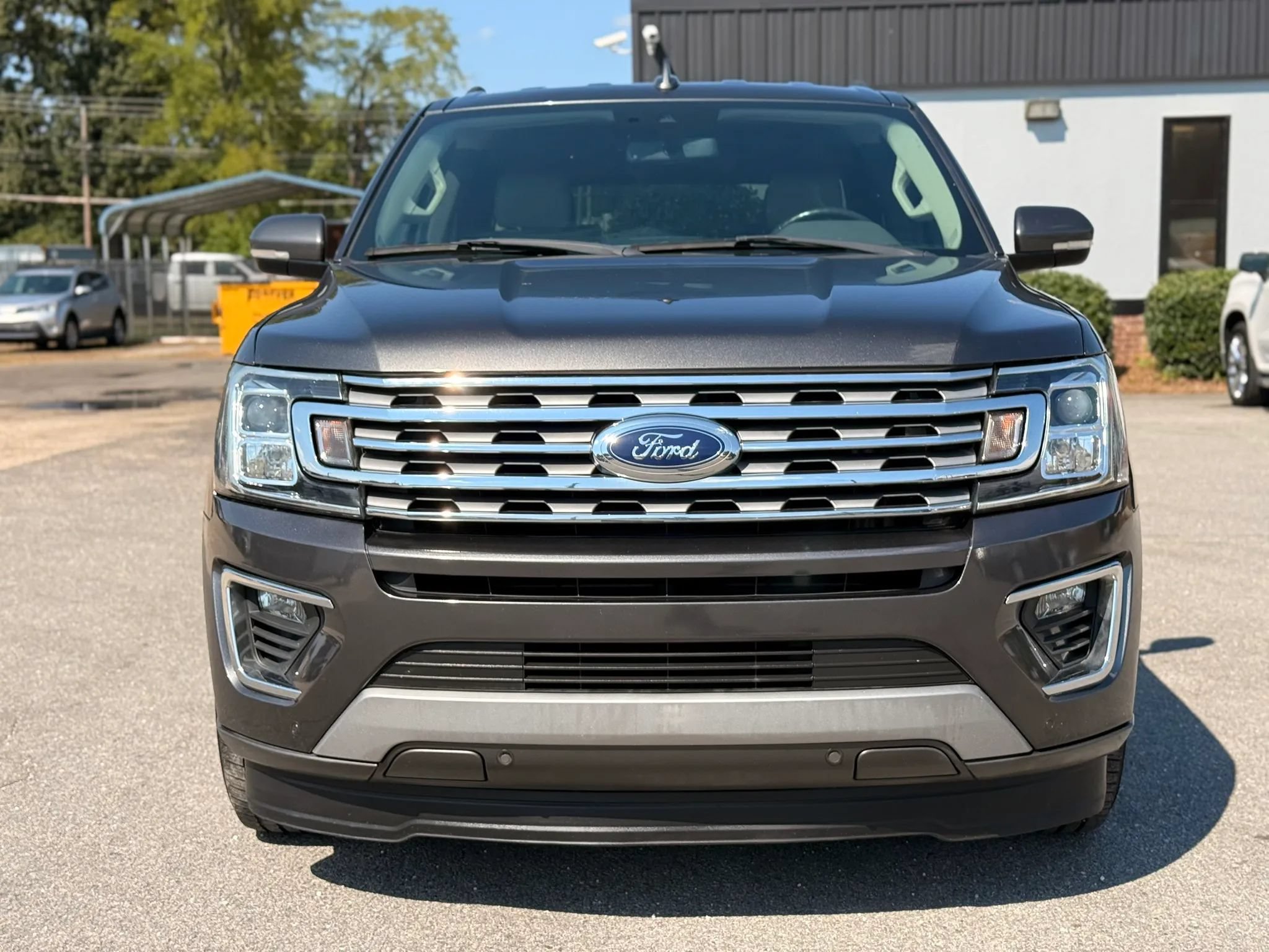Used 2020 Ford Expedition Max Limited RWD image 5