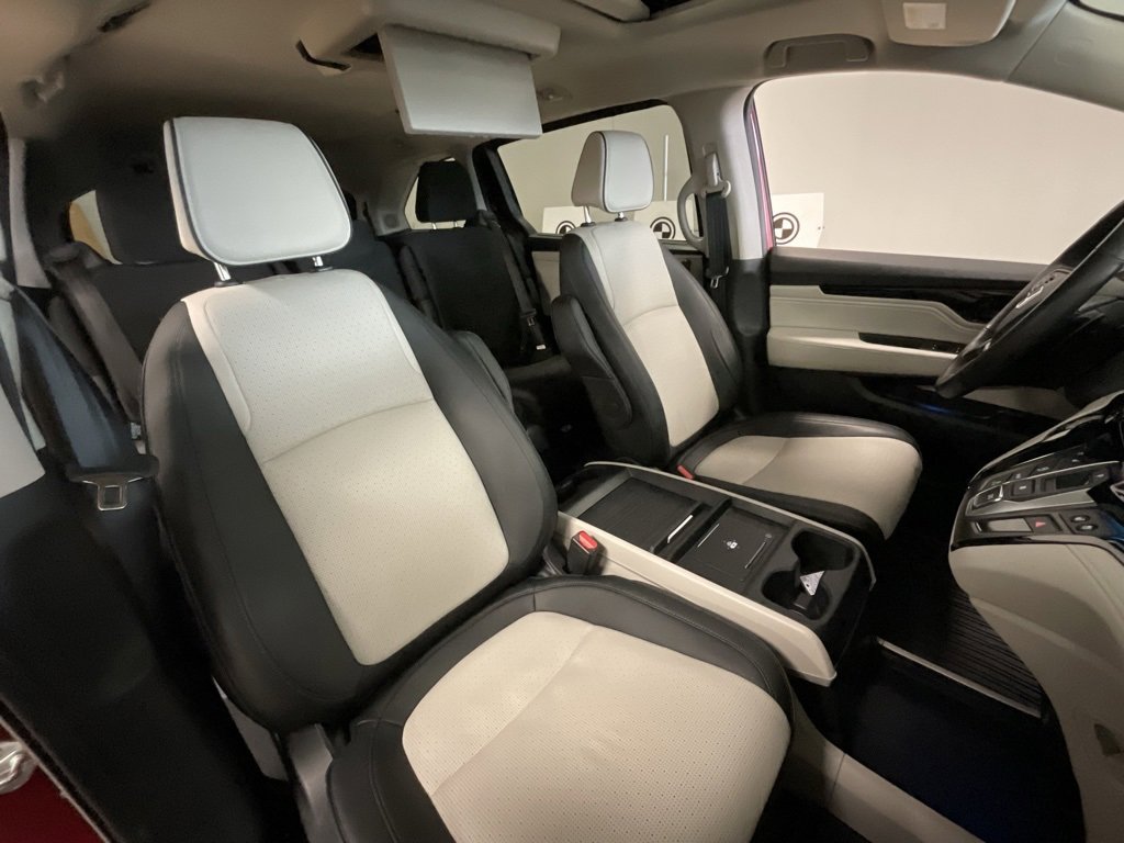 Used 2025 Honda Odyssey Elite image 19