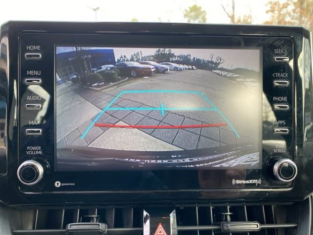 Used 2021 Toyota Corolla LE image 12