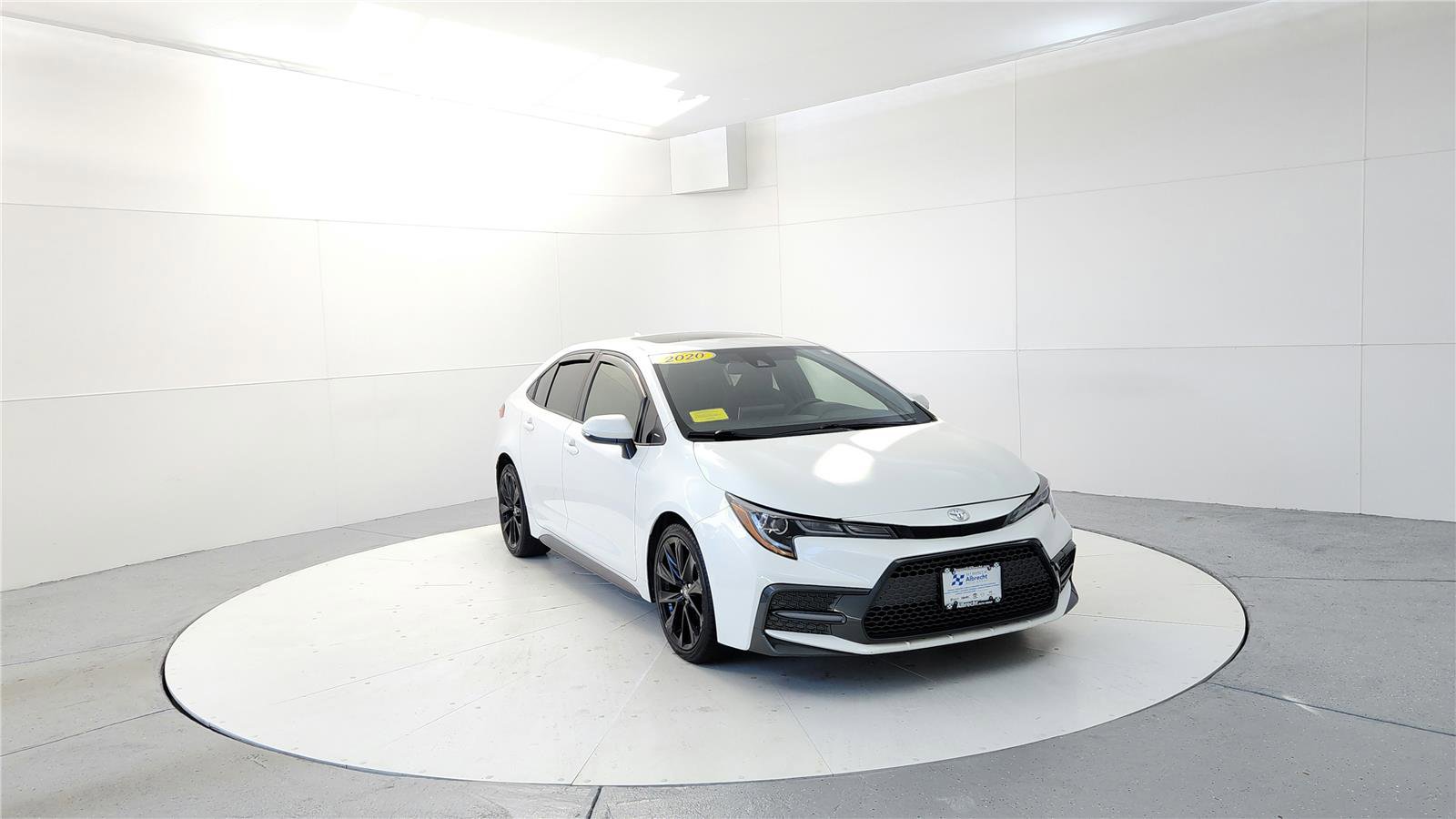 Used 2020 Toyota Corolla SE w/ SE Premium Package