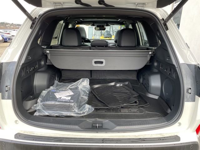 Used 2025 Subaru Forester Limited image 30