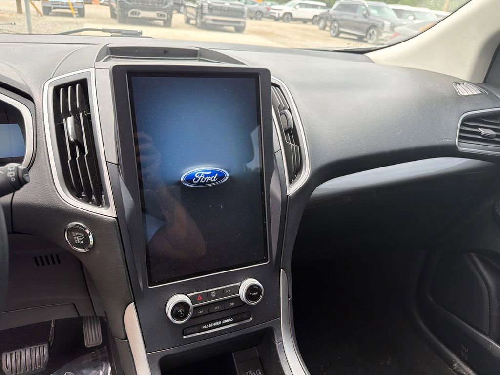 Used 2021 Ford Edge SE FWD image 20