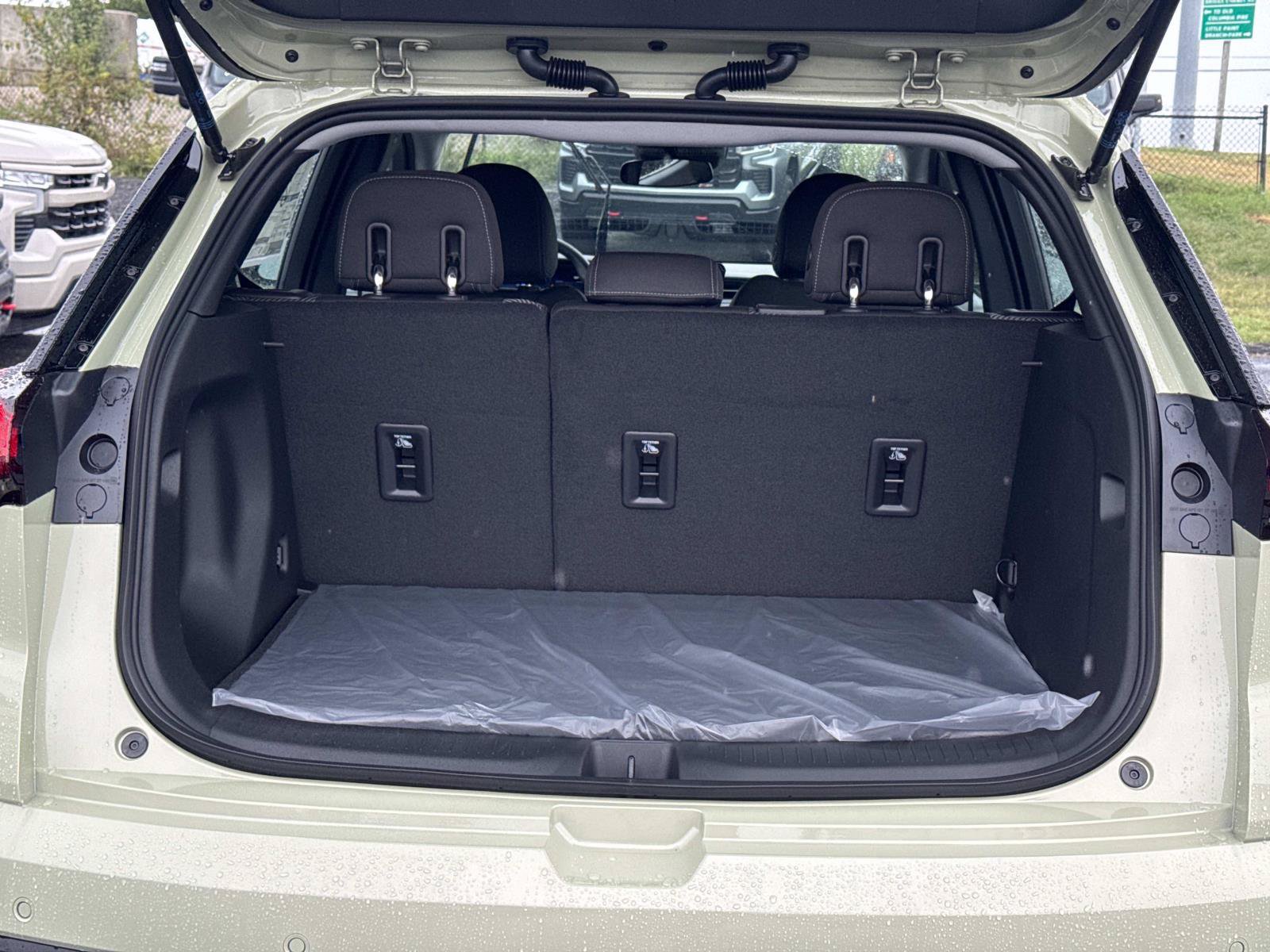 New 2027 Chevrolet Bolt LT FWD image 13