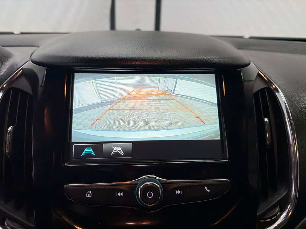 Used 2017 Chevrolet Cruze Premier FWD image 29