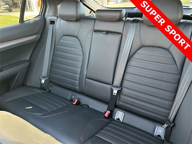 Used 2024 Alfa Romeo Stelvio Quadrifoglio image 23