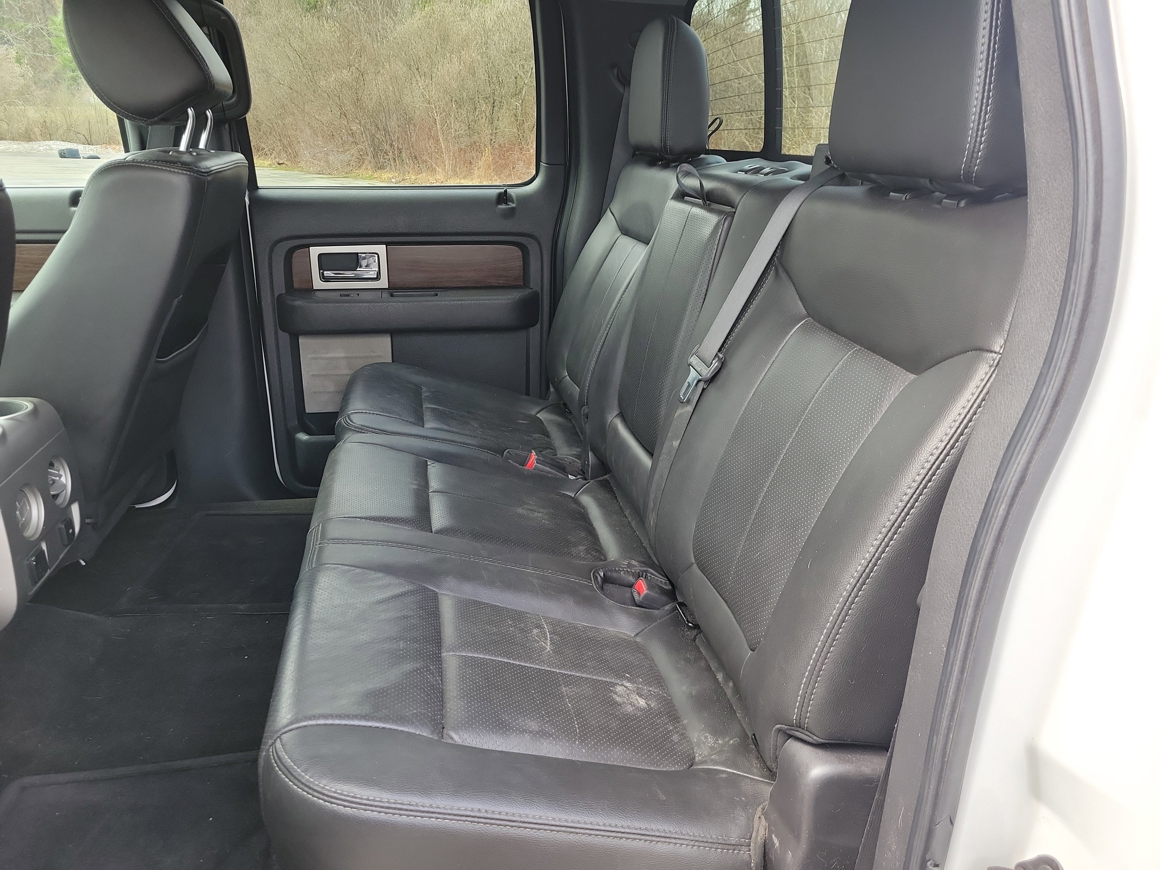 Used 2014 Ford F150 Lariat w/ Equipment Group 502A Luxury image 12