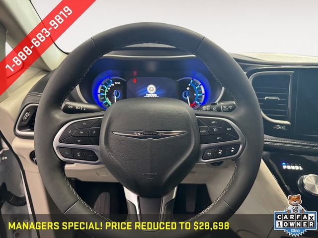 Used 2024 Chrysler Pacifica Limited FWD image 21