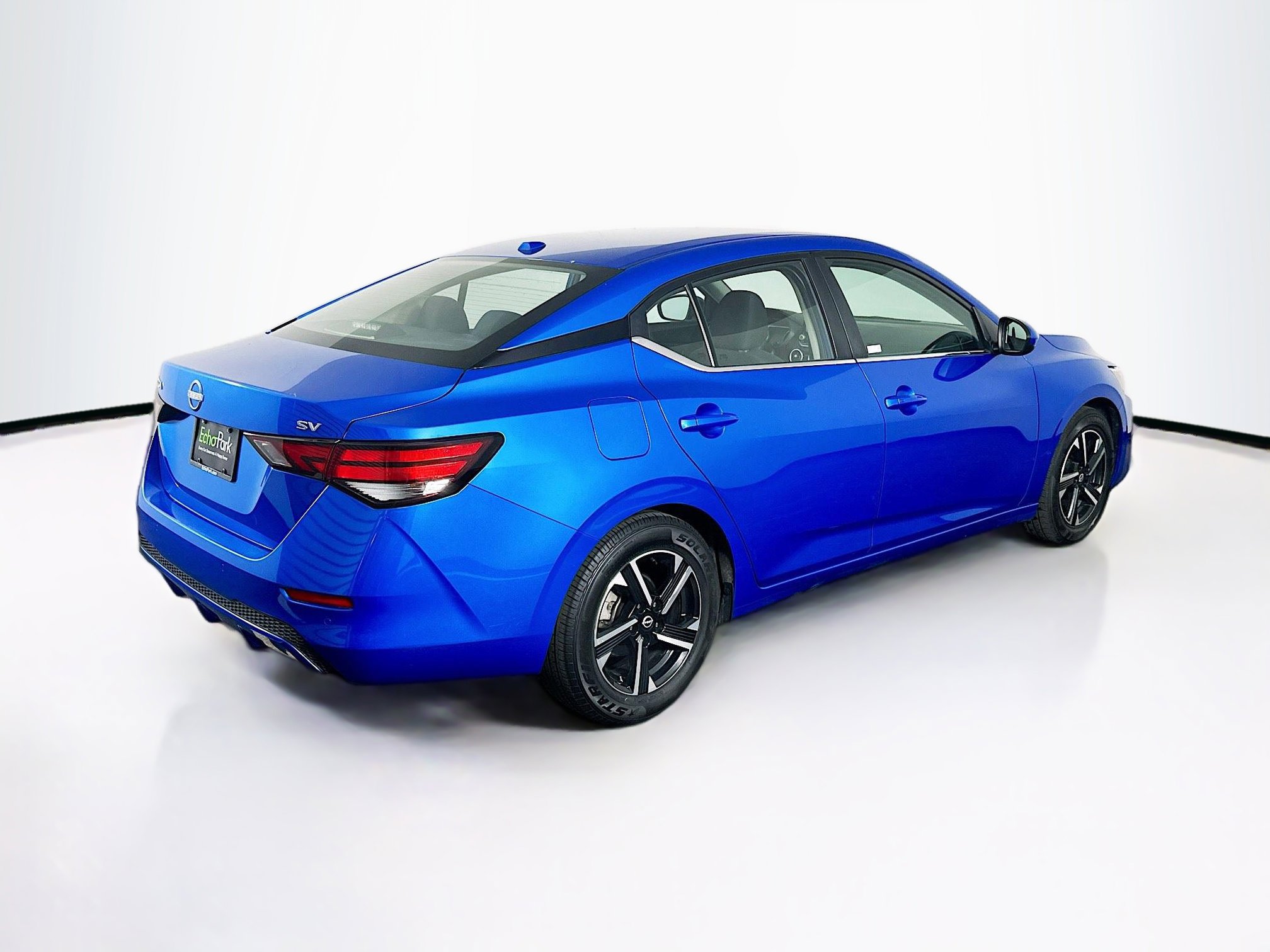 Used 2024 Nissan Sentra SV image 9