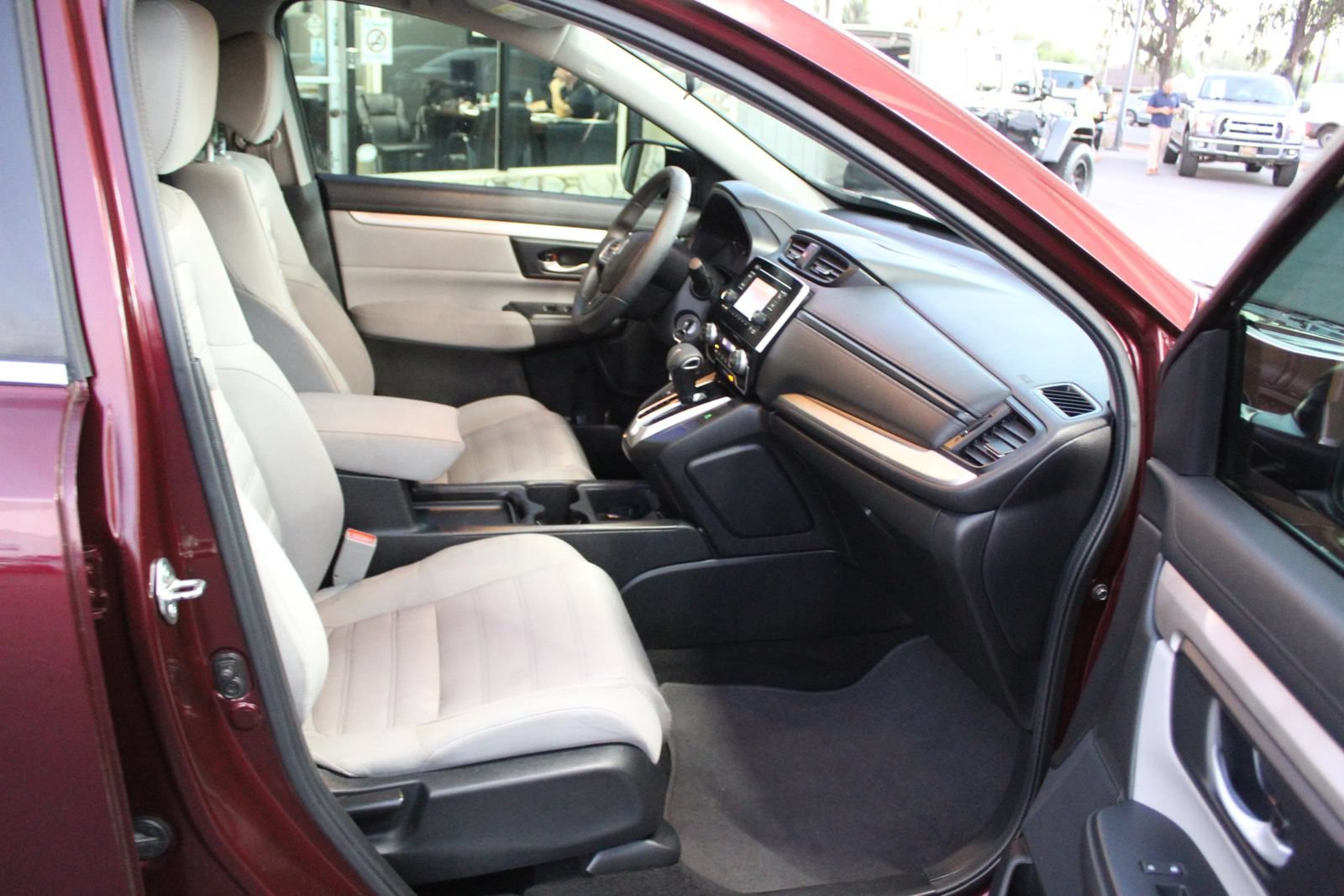 Used 2019 Honda CR-V LX image 10