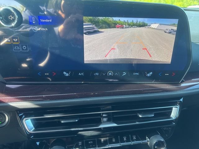 New 2026 Chevrolet Traverse Z71 w/ LPO, Floor Liner Package AWD/4WD image 19