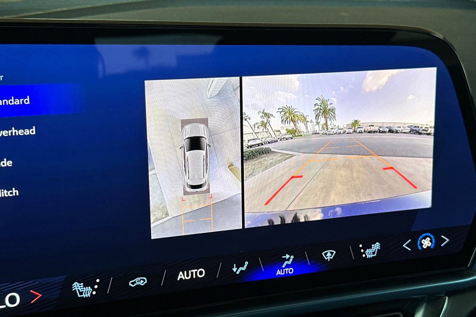 Used 2024 Chevrolet Equinox EV LT image 21