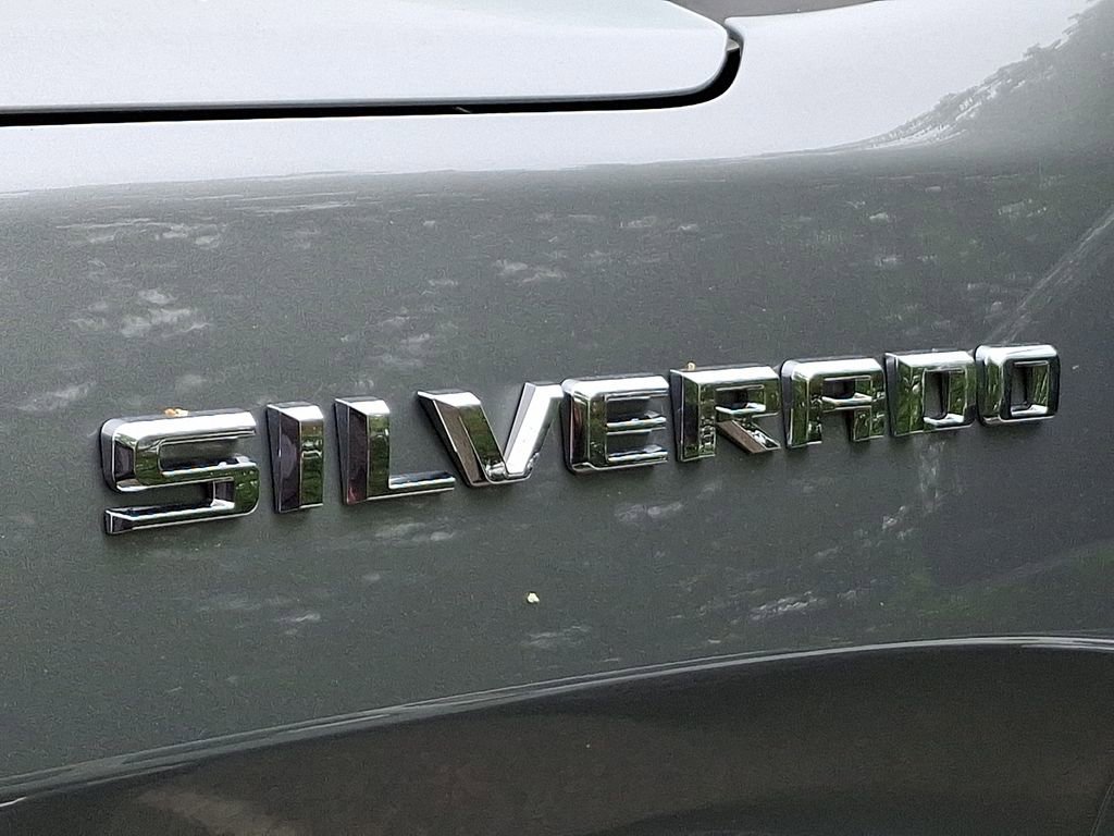 Used 2023 Chevrolet Silverado 1500 LT w/ Convenience Package II AWD/4WD image 30