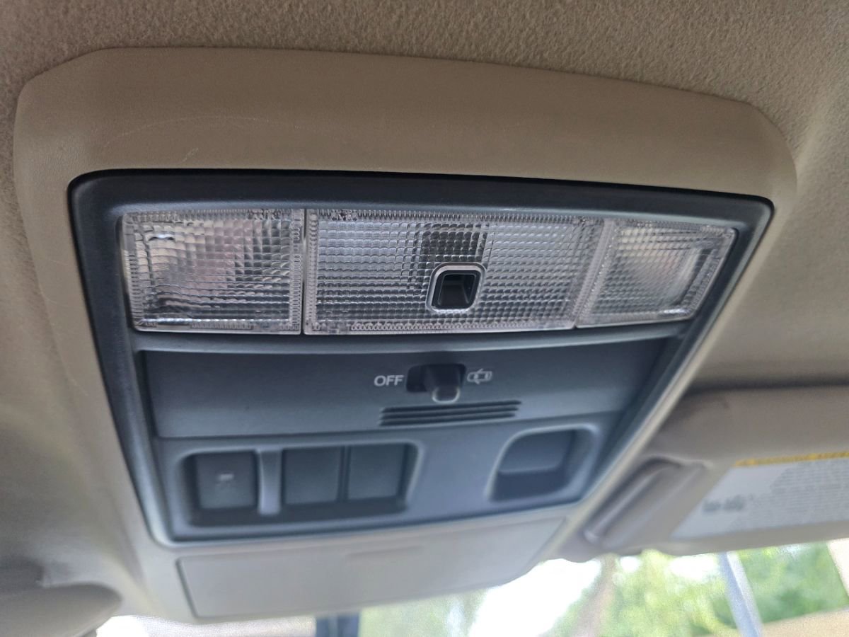 Used 2017 Toyota 4Runner SR5 RWD image 18