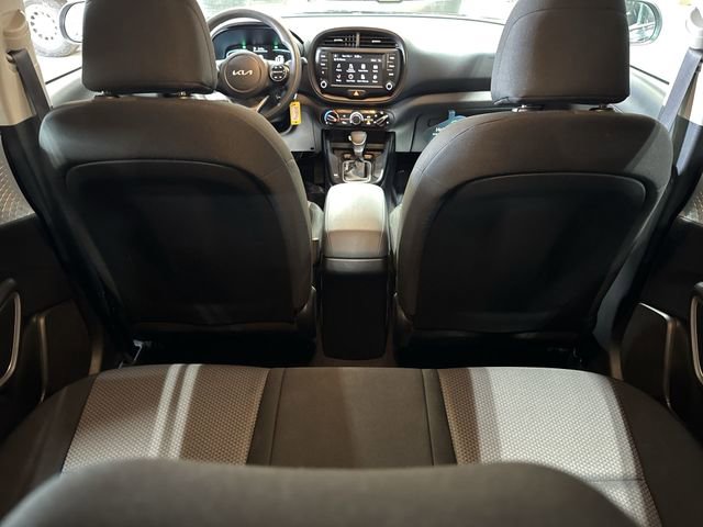 Used 2024 Kia Soul LX w/ Option Group 015 FWD image 20