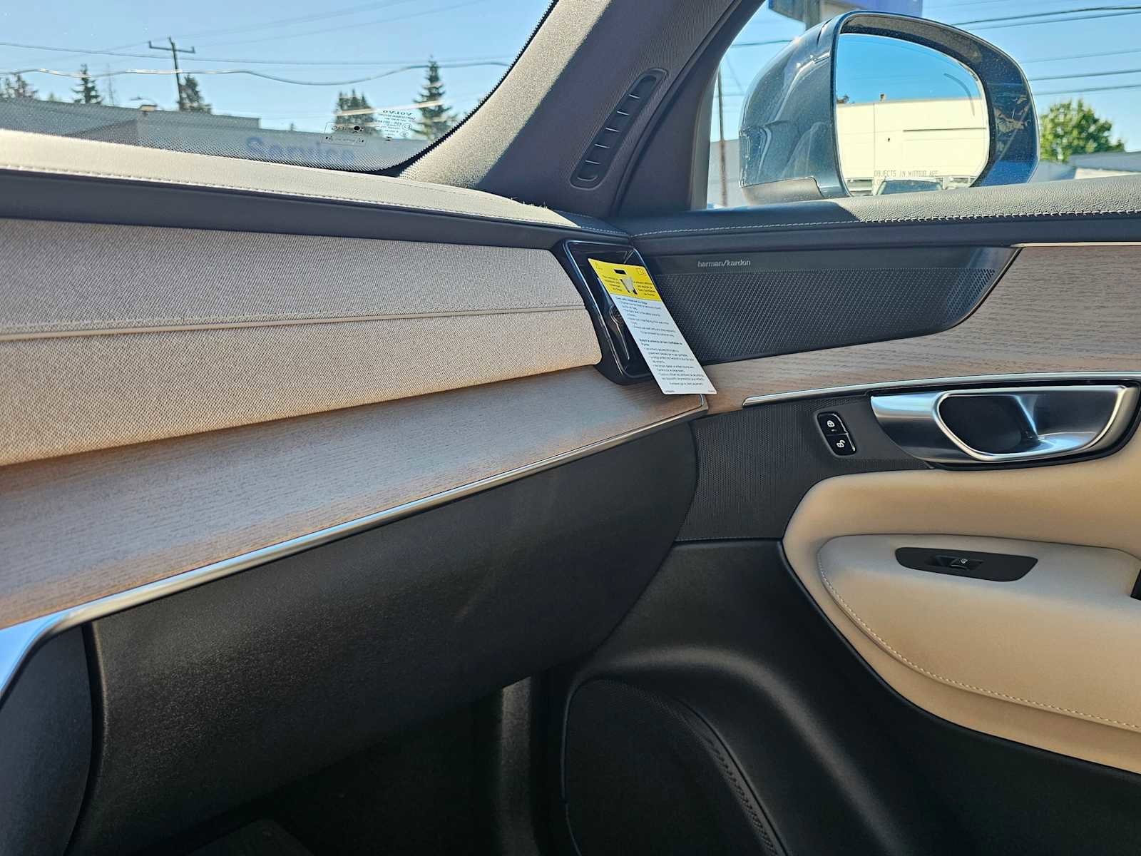 New 2026 Volvo XC90 B6 Plus image 26