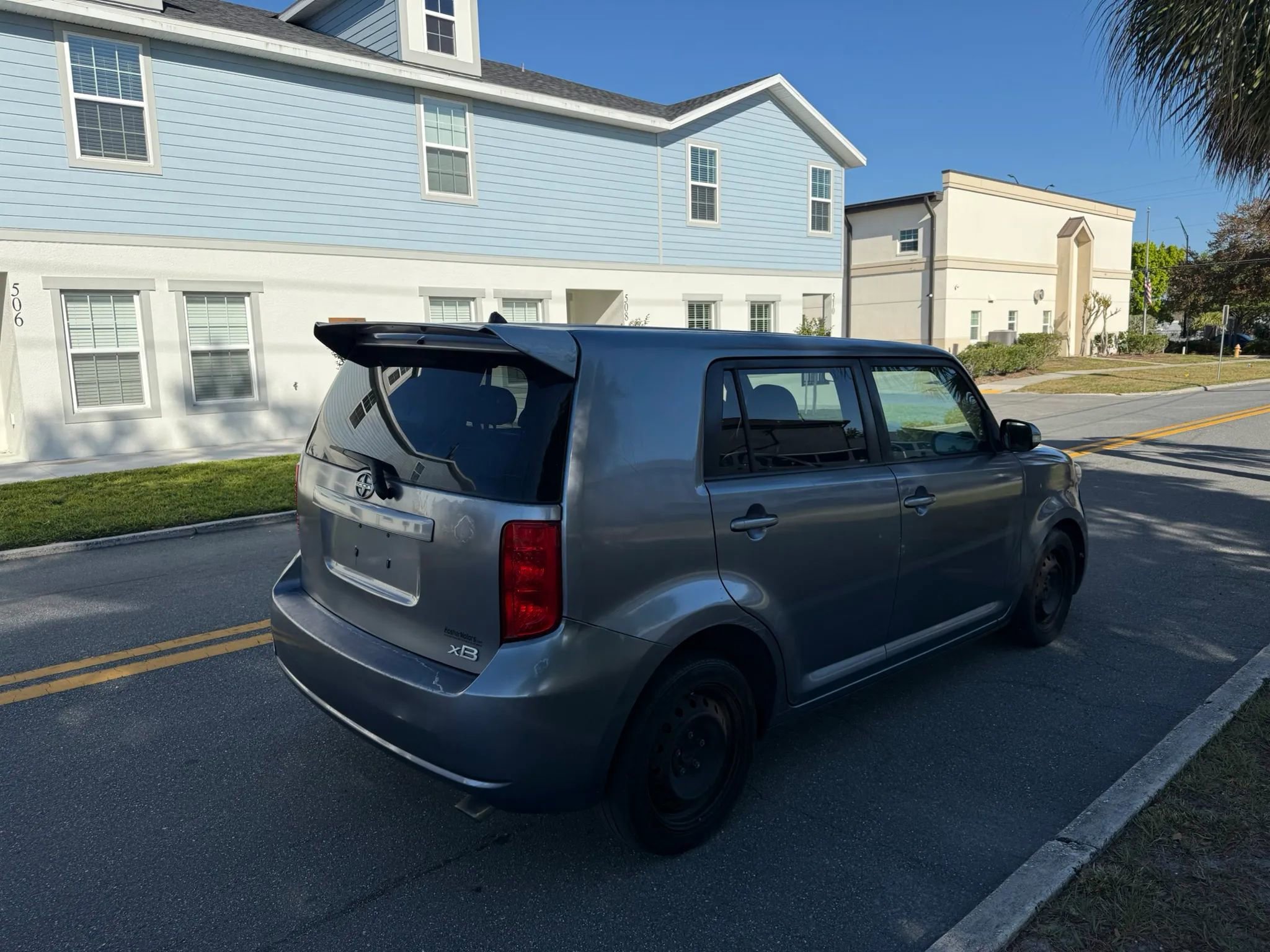 Used 2009 Scion xB Hatchback 4D image 6