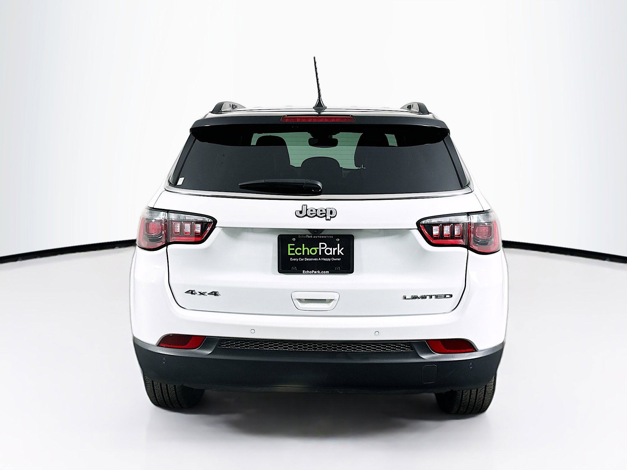 Used 2025 Jeep Compass Limited image 7