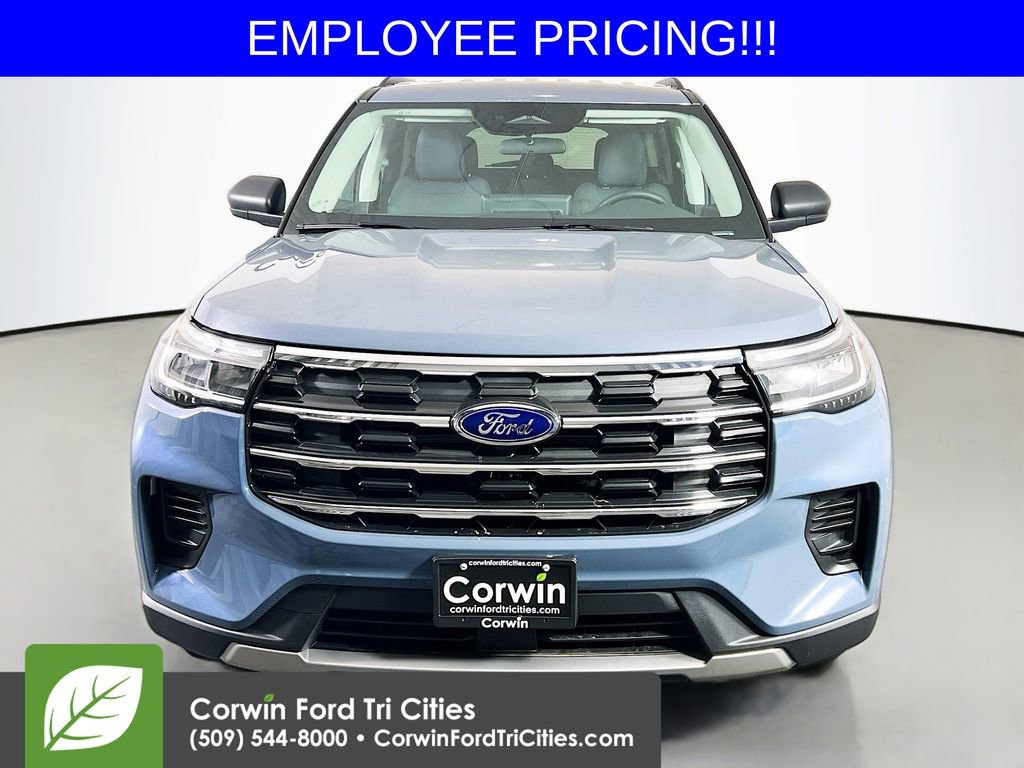 New 2026 Ford Explorer Active AWD/4WD image 4