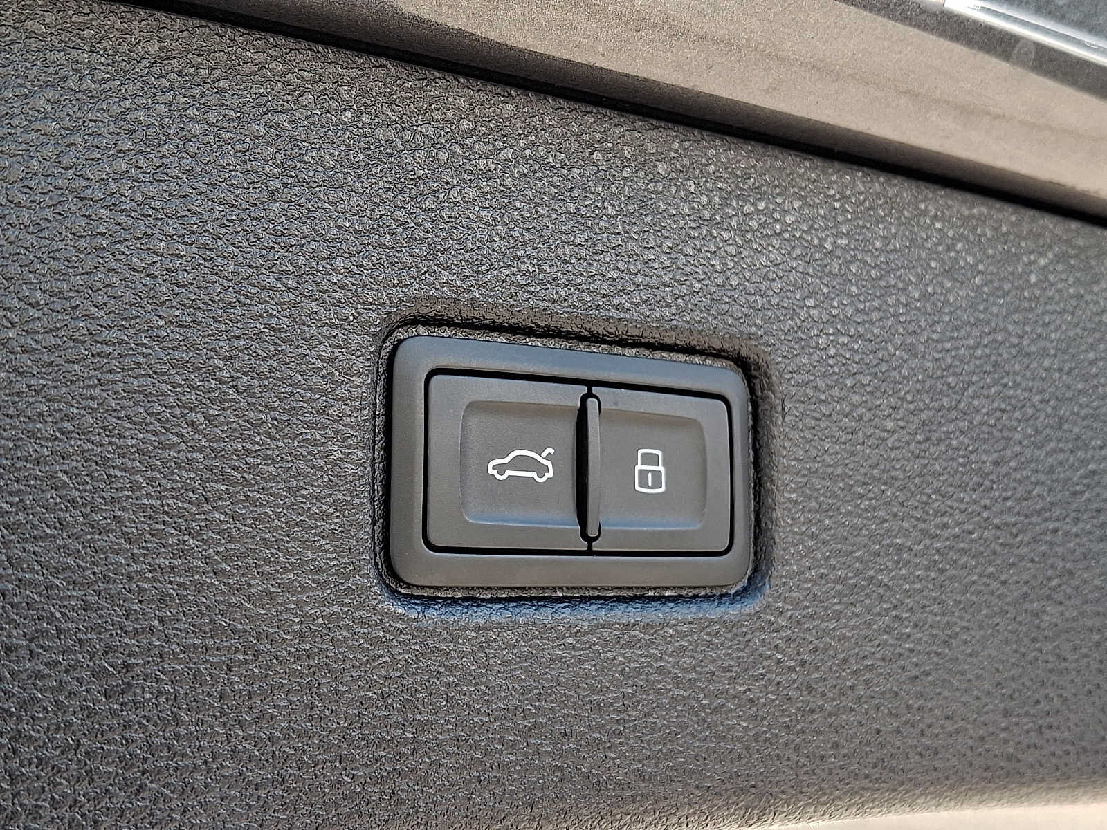 Used 2019 Audi Q7 2.0T Premium Plus w/ Premium Plus Package AWD/4WD image 29