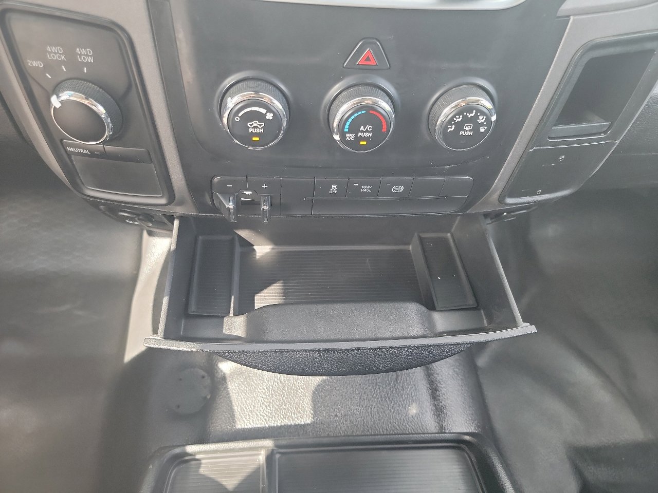 Used 2017 RAM 2500 Tradesman image 33