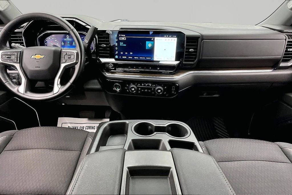 Used 2024 Chevrolet Silverado 1500 LT AWD/4WD image 16