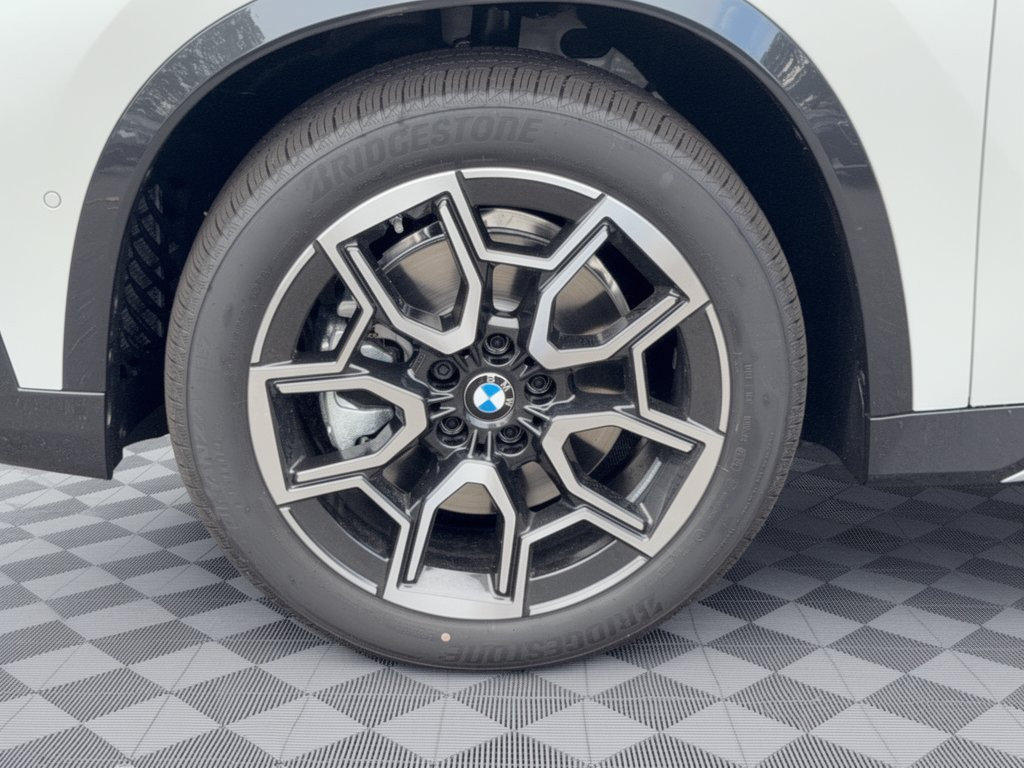 New 2027 BMW X1 xDrive28i AWD/4WD image 13