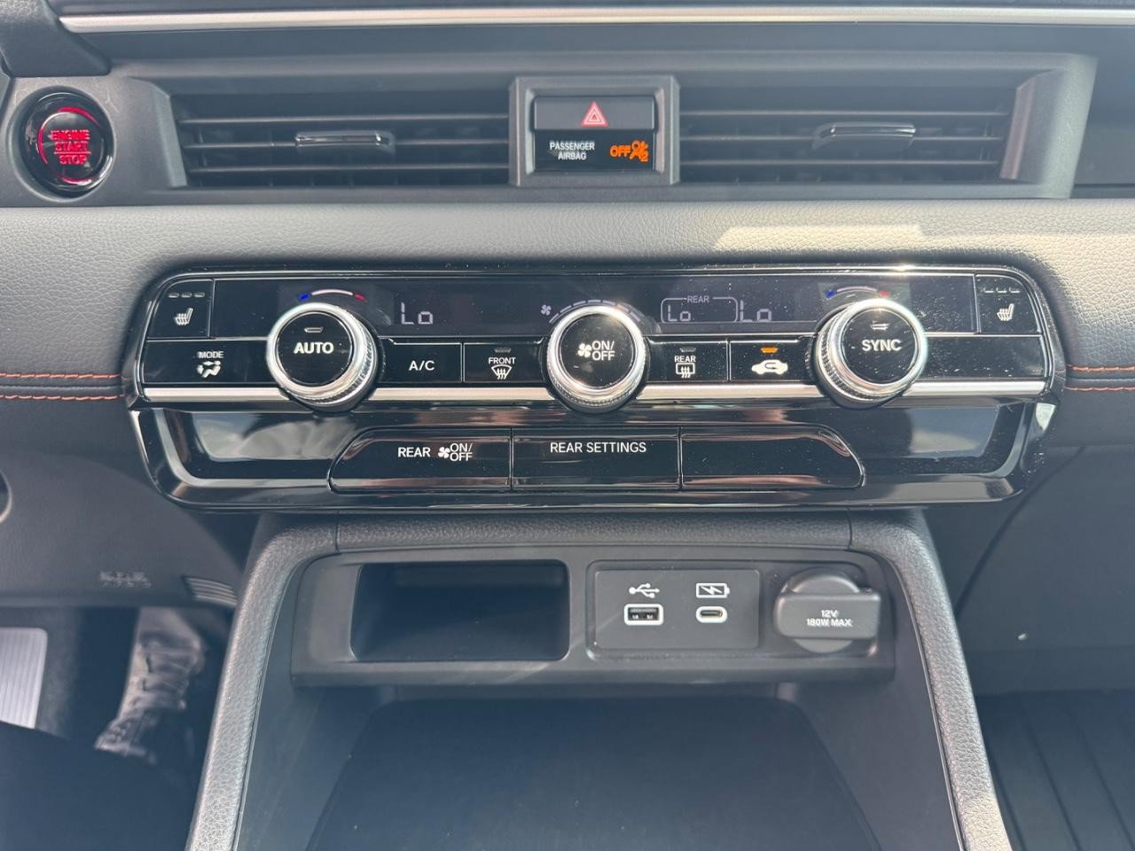 Certified 2025 Honda Pilot Sport image 27