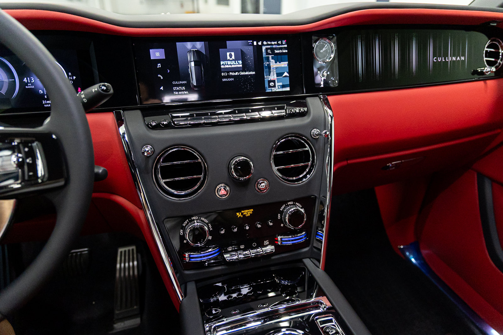 New 2027 Rolls-Royce Cullinan AWD/4WD image 40