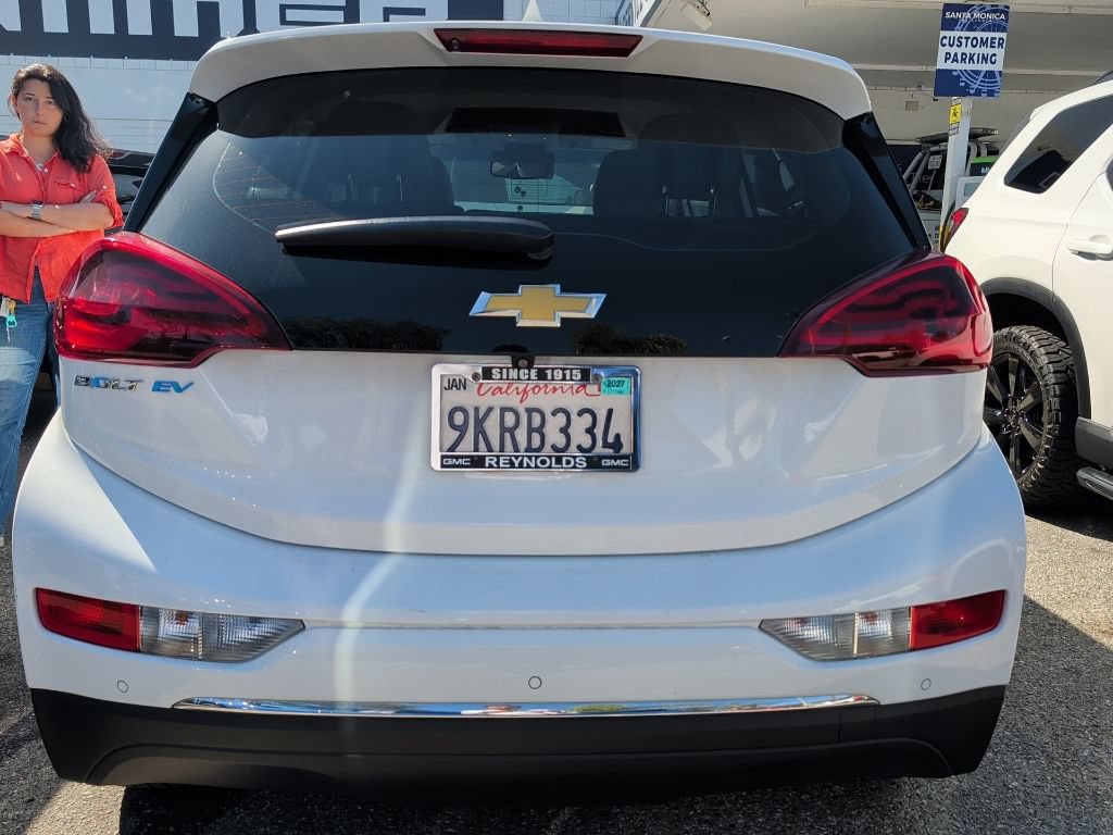 Used 2020 Chevrolet Bolt LT FWD image 3