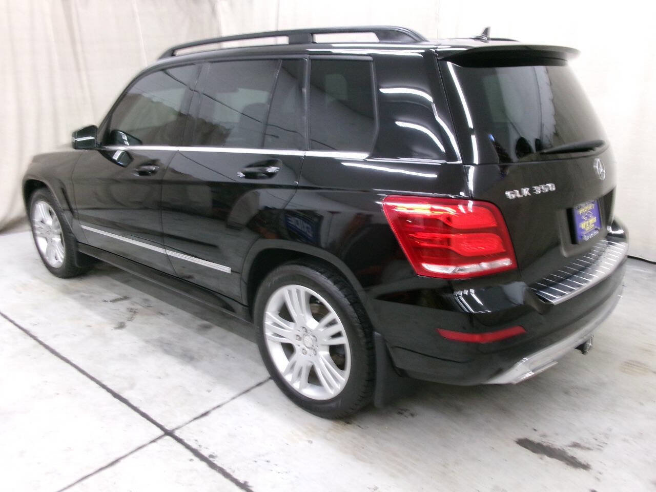 Used 2015 Mercedes-Benz GLK 350 4MATIC image 5
