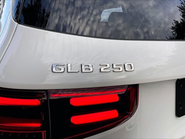 New 2026 Mercedes-Benz GLB 250 image 28