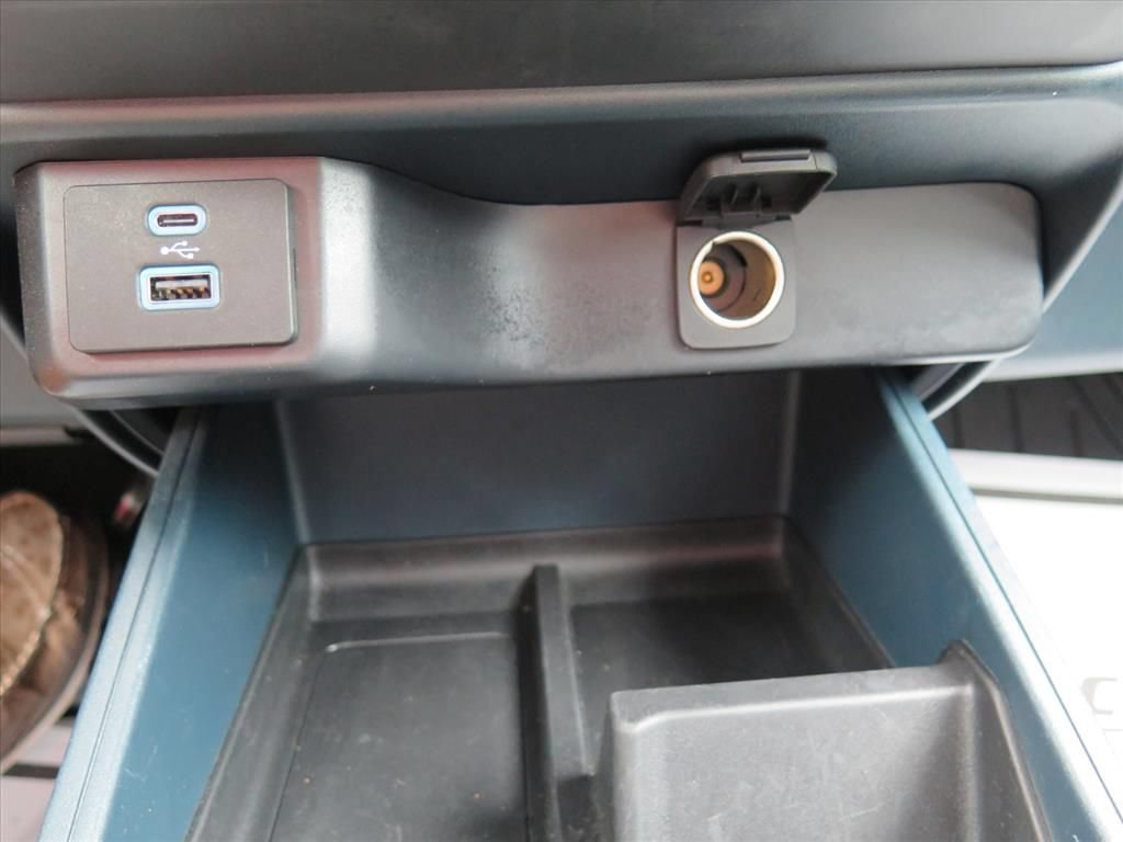 Used 2023 Ford Maverick XL FWD image 13