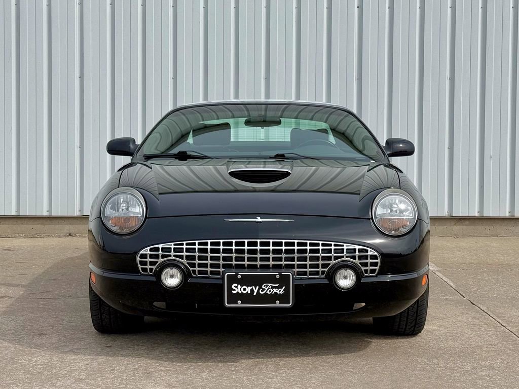 Used 2002 Ford Thunderbird image 9