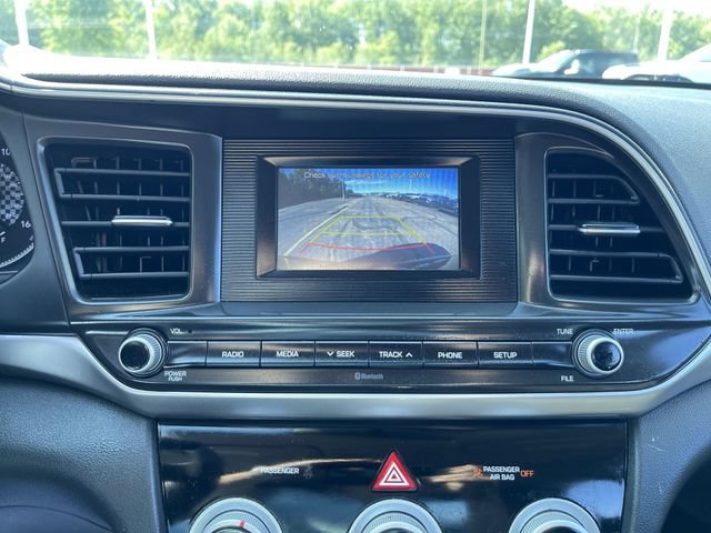 Used 2019 Hyundai Elantra SE w/ Cargo Package FWD image 14