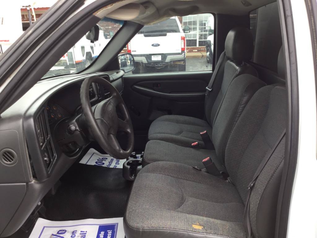 Used 2006 Chevrolet Silverado 1500 W/T RWD image 19