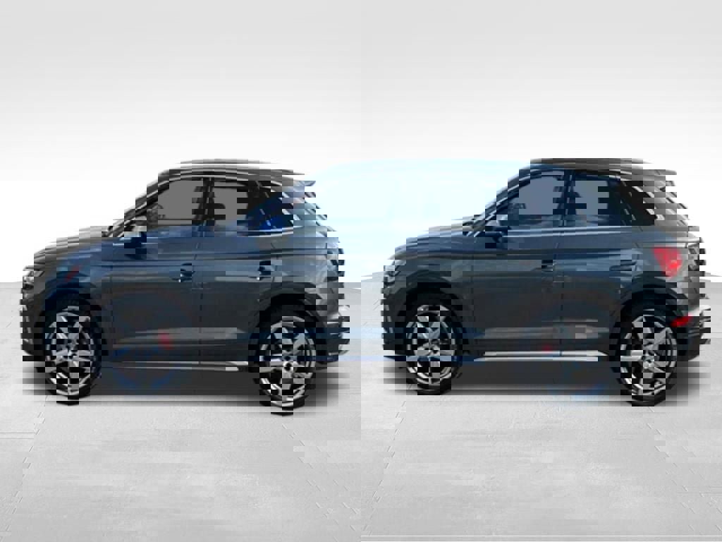 Used 2022 Audi SQ5 Premium Plus w/ Premium Plus Package image 2