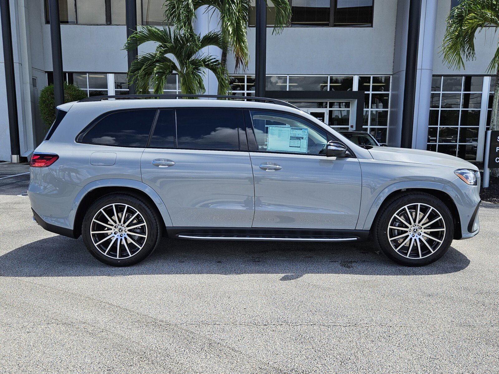 New 2026 Mercedes-Benz GLS 450 4MATIC image 3