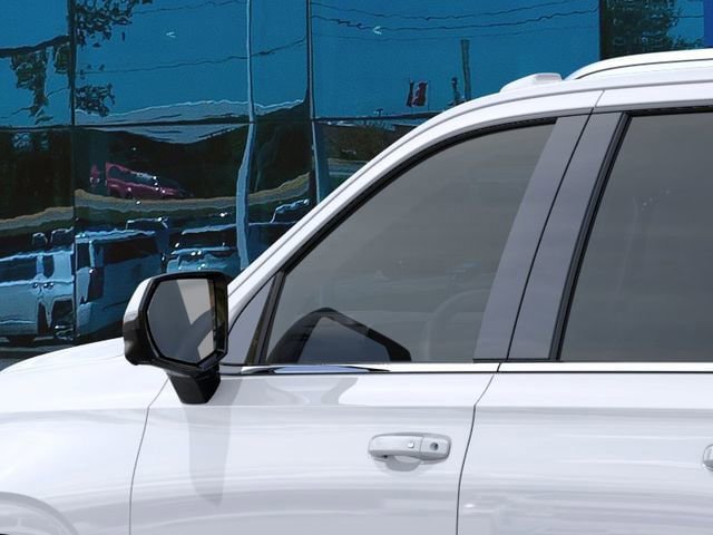 New 2026 Chevrolet Suburban LT AWD/4WD image 12