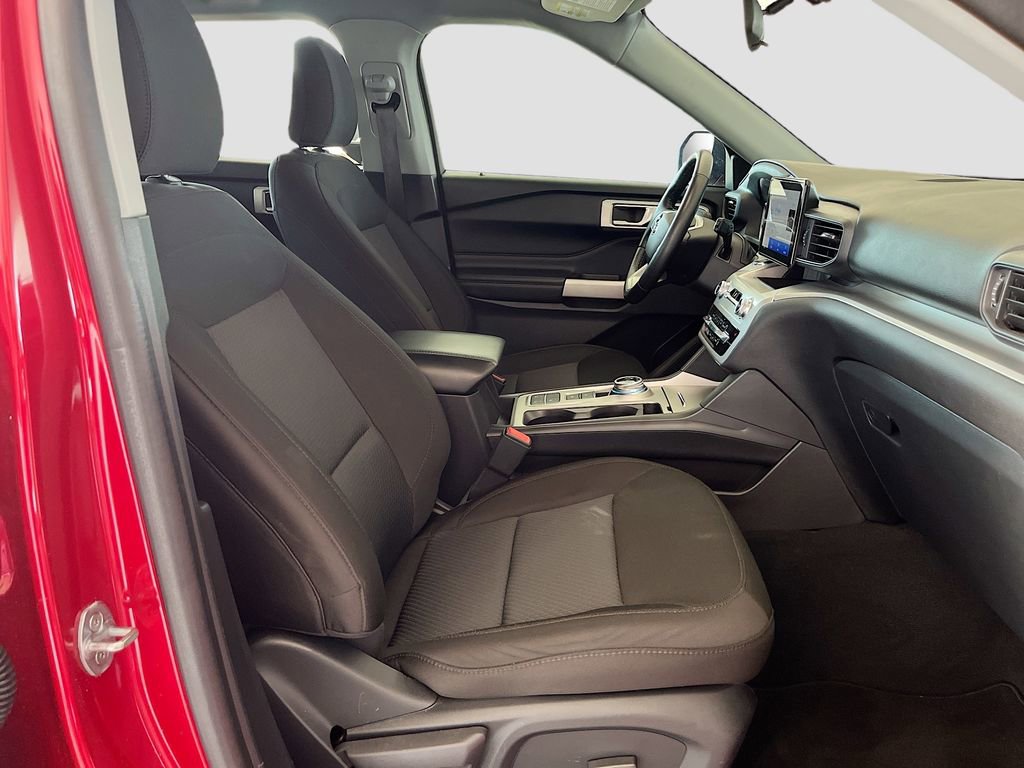 Used 2022 Ford Explorer XLT w/ Class IV Trailer Tow Package image 30