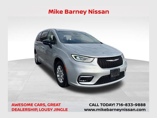 Used 2024 Chrysler Pacifica Touring-L