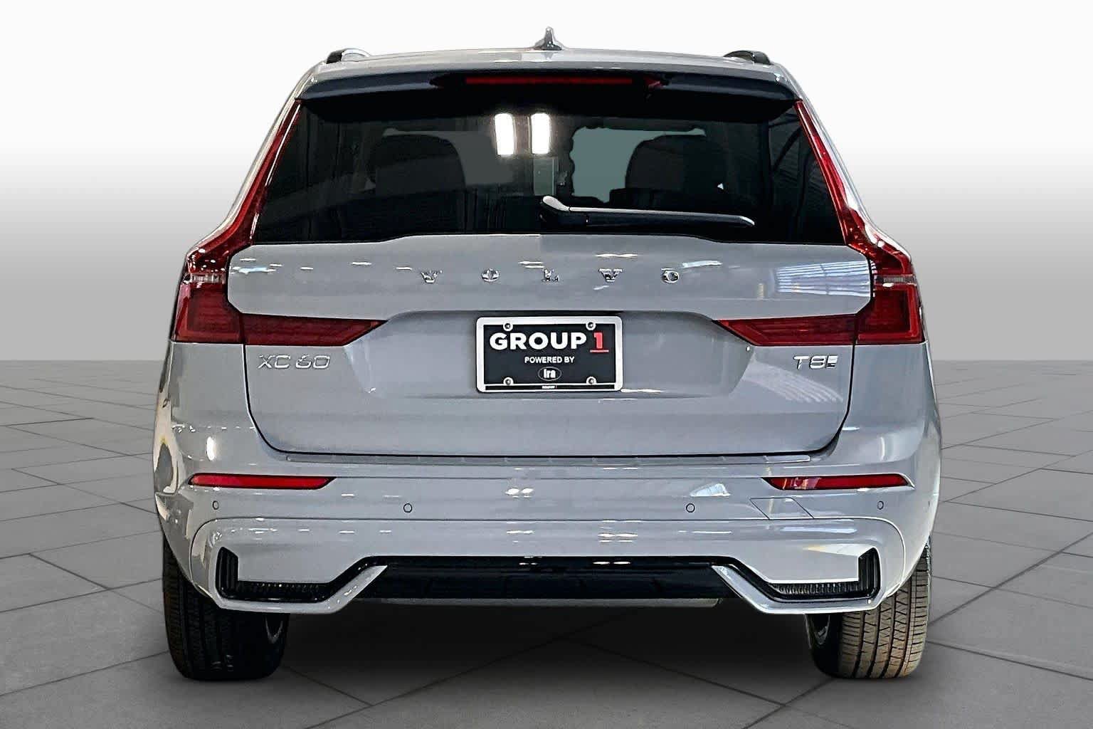 New 2026 Volvo XC60 T8 Plus w/ Protection Package Premier AWD/4WD image 4