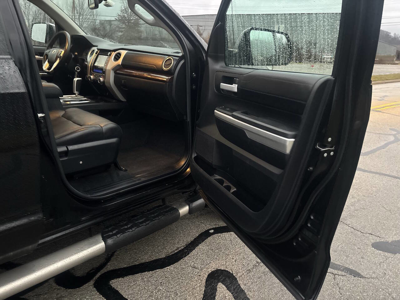 Used 2015 Toyota Tundra Limited image 17