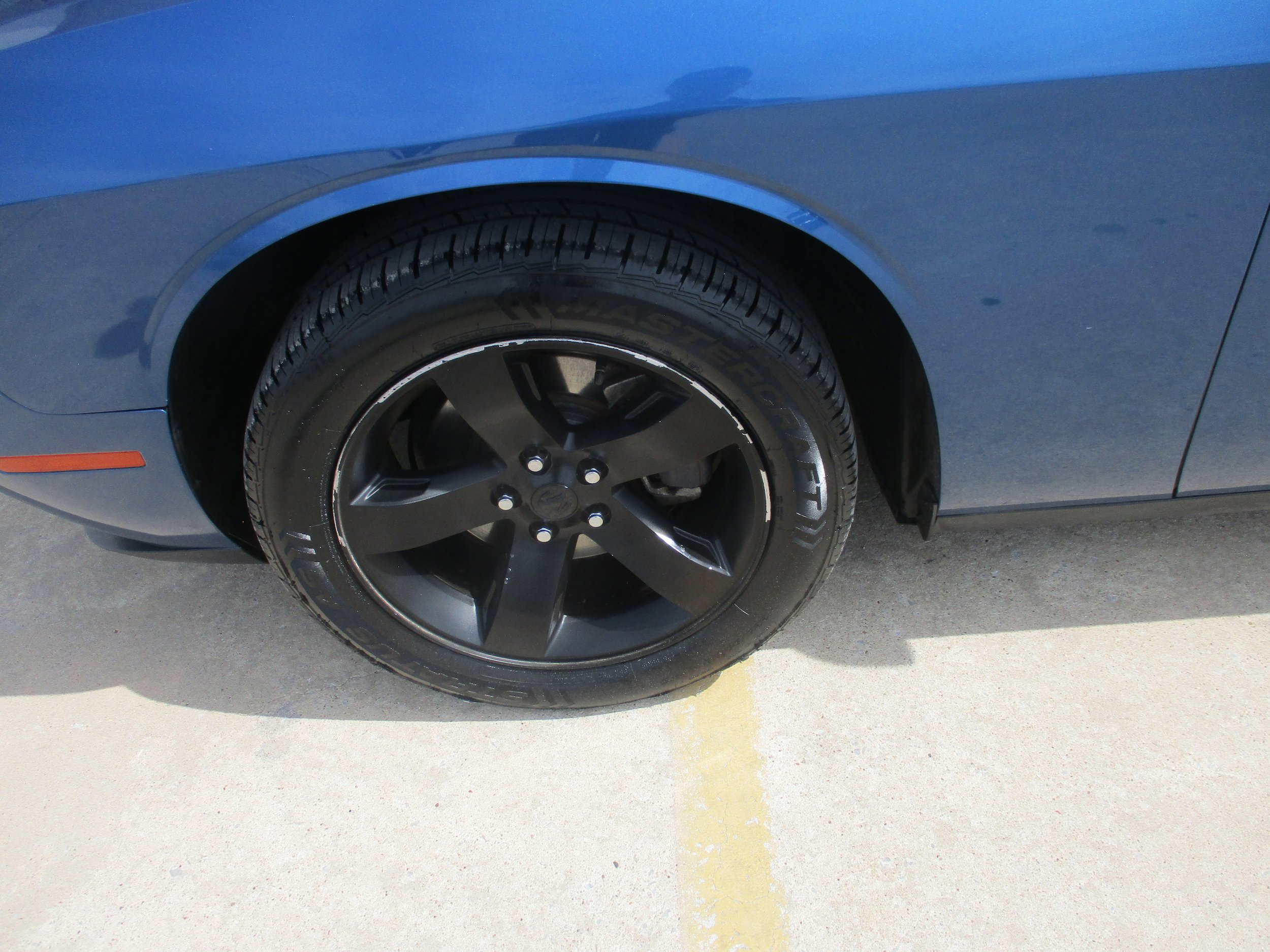 Used 2021 Dodge Challenger SXT RWD image 3