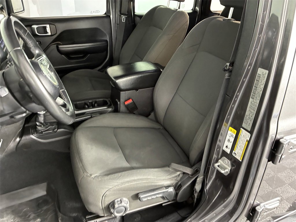 Used 2018 Jeep Wrangler Unlimited Sport S image 10