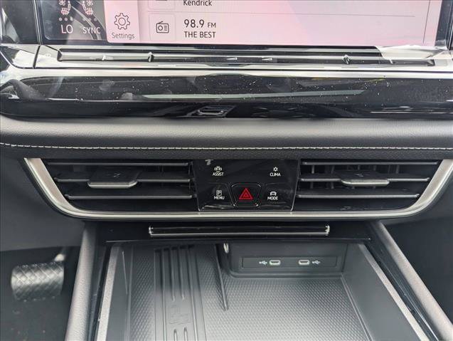 New 2026 Volkswagen Atlas SE FWD image 19