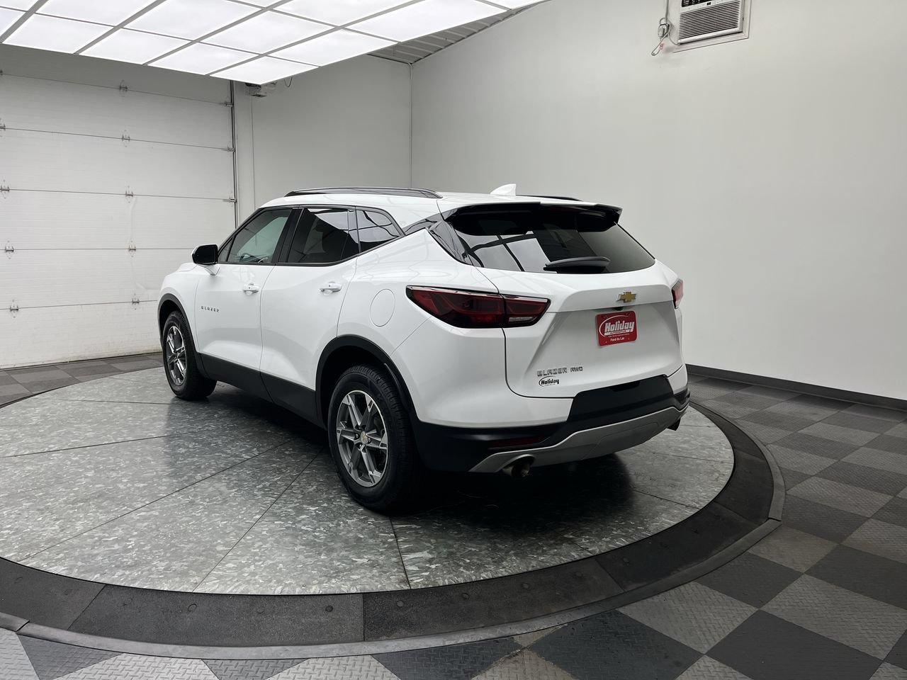 Certified 2023 Chevrolet Blazer LT w/ Convenience Package AWD/4WD image 2