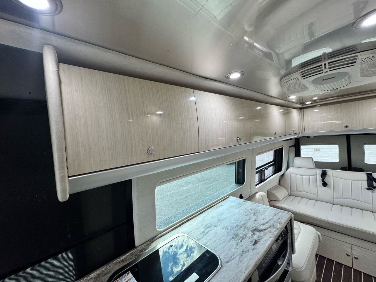 Used 2015 Mercedes-Benz Sprinter 3500 image 34