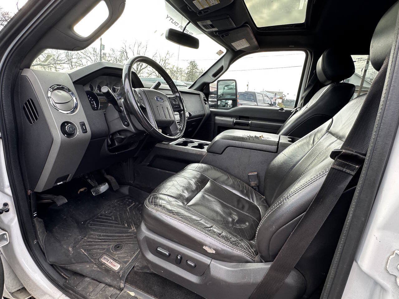 Used 2012 Ford F250 Lariat w/ Chrome Pkg AWD/4WD image 8