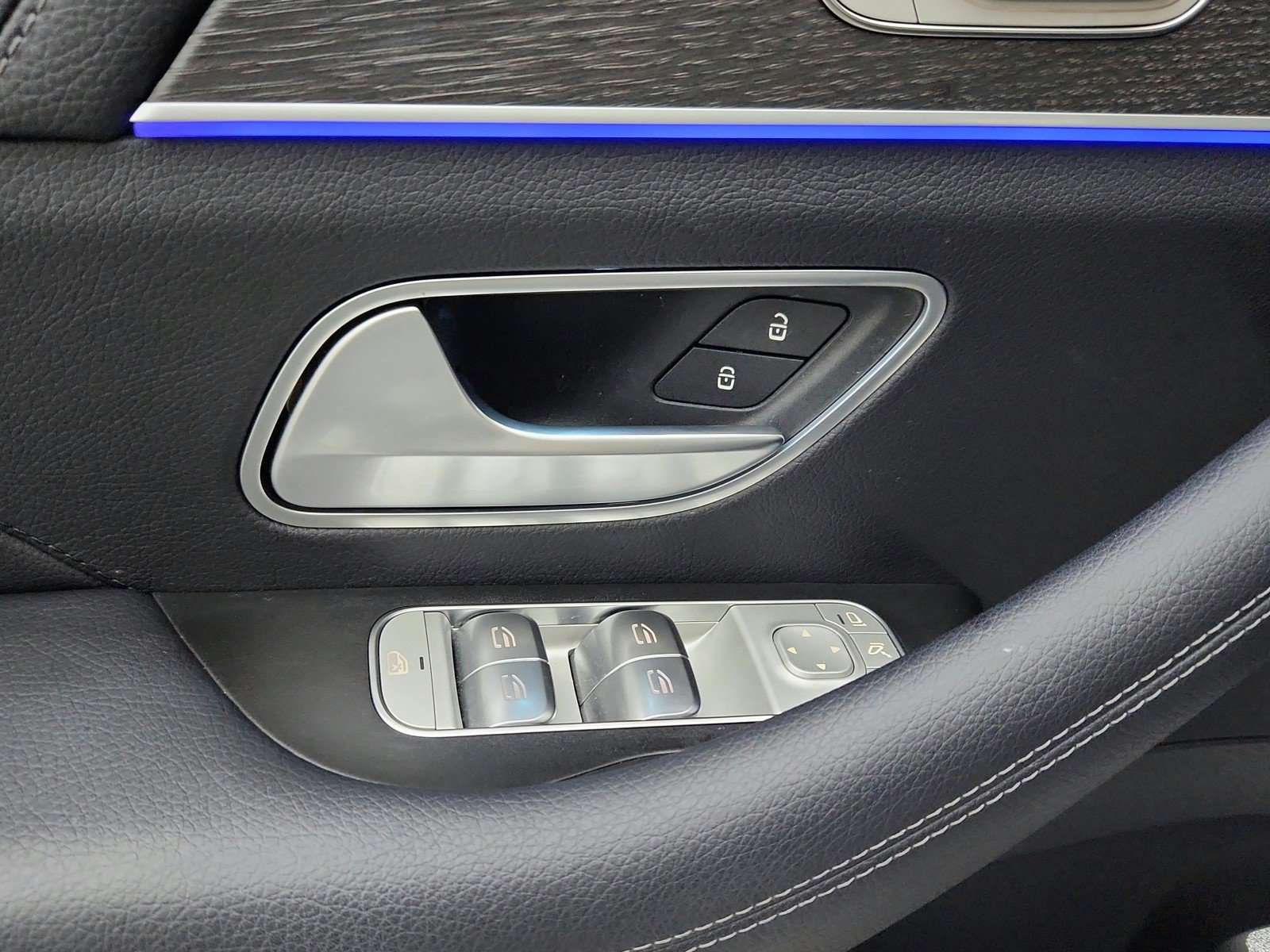 Certified 2024 Mercedes-Benz GLE 350 4MATIC image 26